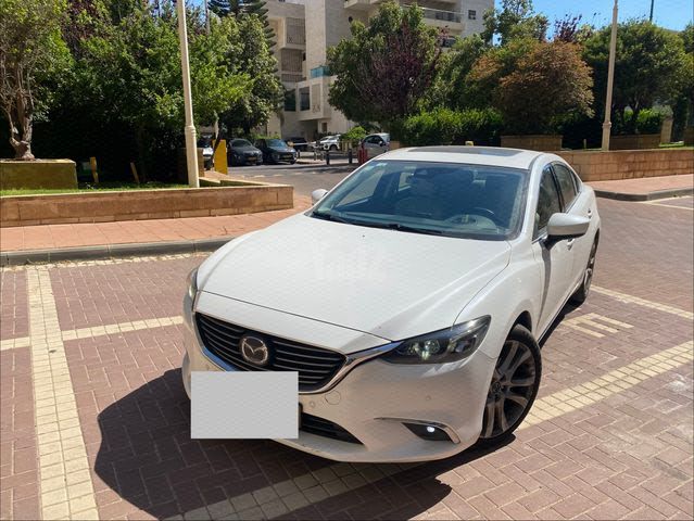 מודעת רכב מאזדה 6