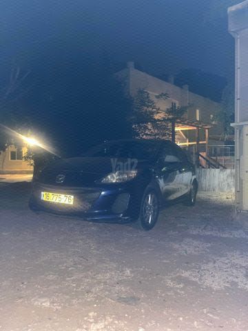 מודעת רכב מאזדה 3