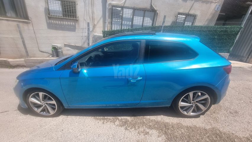 מודעת רכב סיאט לאון