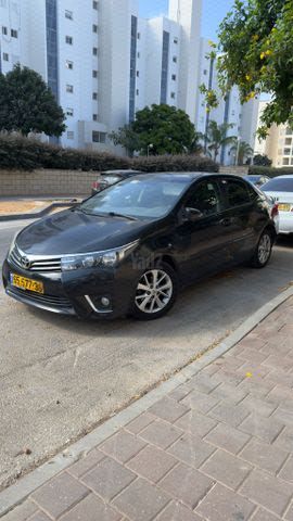 מודעת רכב טויוטה קורולה