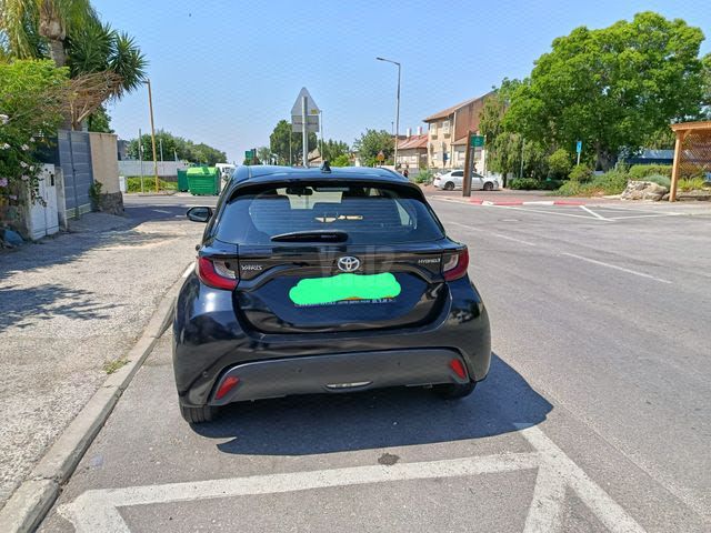 מודעת רכב טויוטה יאריס