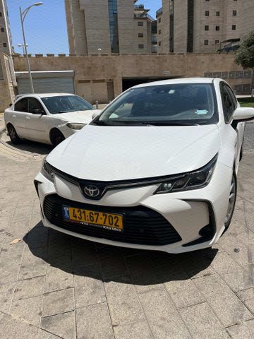 מודעת רכב טויוטה קורולה