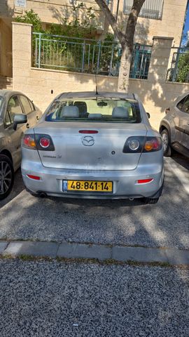 מודעת רכב מאזדה 3