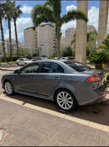 מודעת רכב מיצובישי לנסר