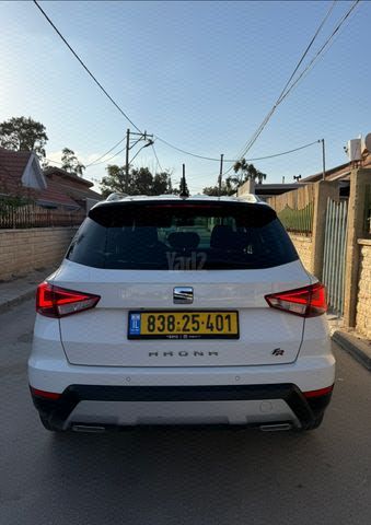 מודעת רכב סיאט ארונה