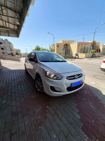 מודעת רכב יונדאי אקסנט i25