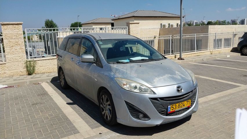 מודעת רכב מאזדה 5