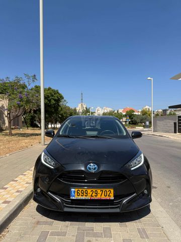 מודעת רכב טויוטה יאריס
