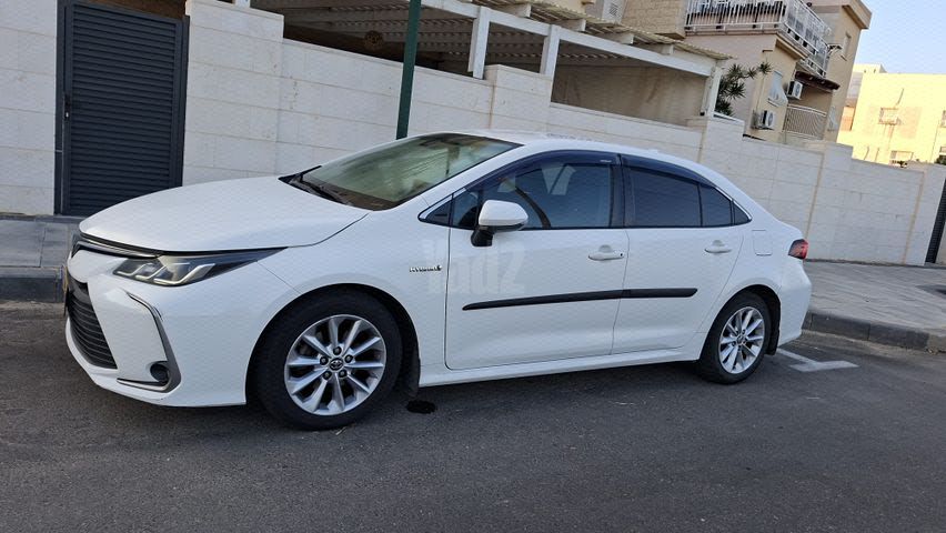 מודעת רכב טויוטה קורולה