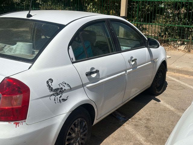 אקסנט i25 GL אוט׳ 1.4 (97 כ״ס)