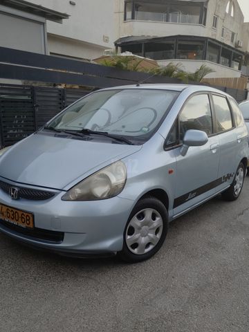 מודעת רכב הונדה ג'אז