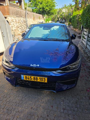 מודעת רכב קיה EV6