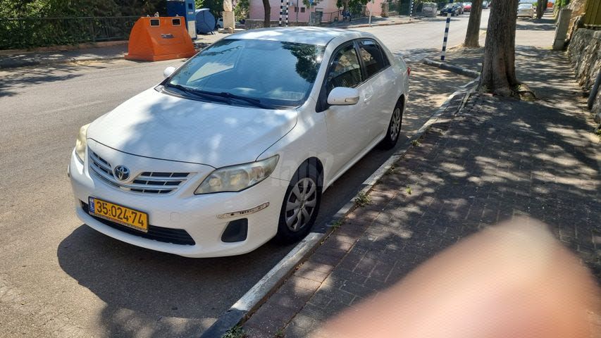 מודעת רכב טויוטה קורולה