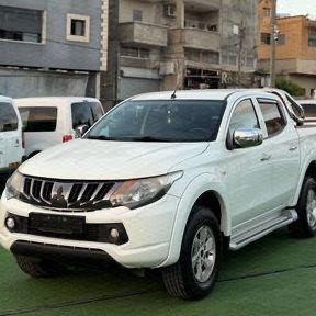 מודעת רכב מיצובישי טרייטון / L200