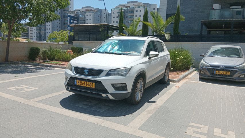 מודעת רכב סיאט אטקה