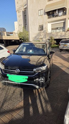 מודעת רכב פולקסווגן T-קרוס