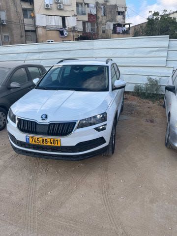 מודעת רכב סקודה קארוק