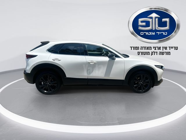מודעת רכב מאזדה CX-30 2