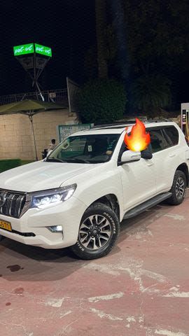 מודעת רכב טויוטה לנד קרוזר