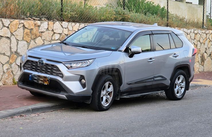 מודעת רכב טויוטה RAV4