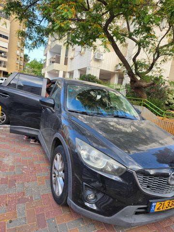 מודעת רכב מאזדה CX-5