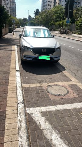 מודעת רכב מאזדה CX-5