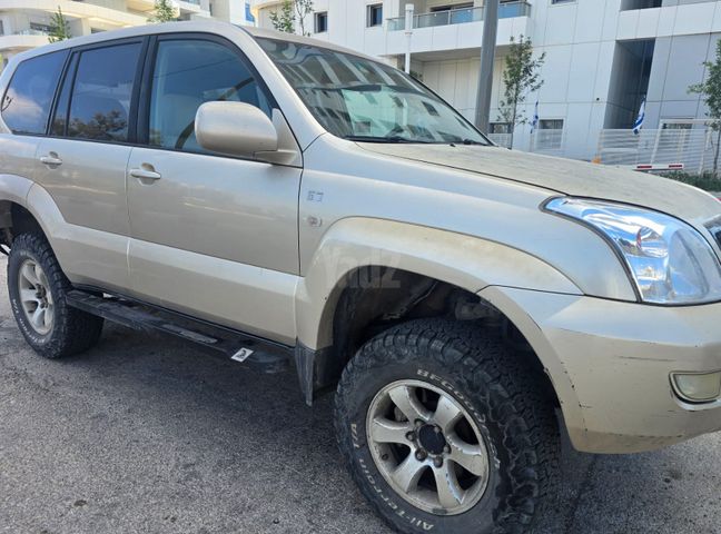 מודעת רכב טויוטה לנד קרוזר