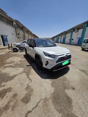מודעת רכב טויוטה RAV4