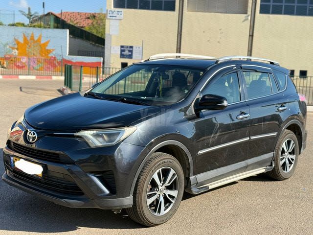 מודעת רכב טויוטה RAV4