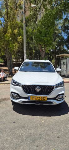 מודעת רכב אם ג'י EHS PHEV