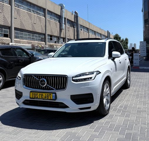 מודעת רכב וולוו XC90