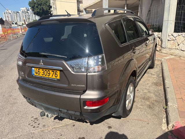 מודעת רכב מיצובישי אאוטלנדר