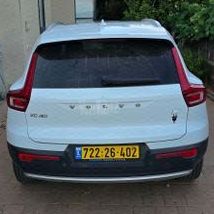 מודעת רכב וולוו XC40