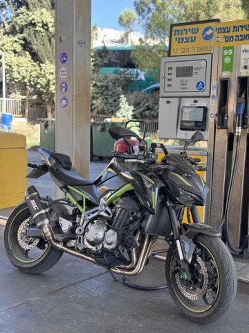 מודעת רכב קאוואסאקי Z900