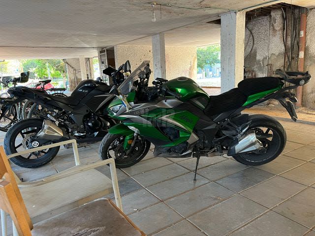 מודעת רכב קאוואסאקי Z1000SX