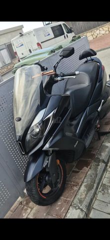 מודעת רכב קימקו דאון-טאון 350
