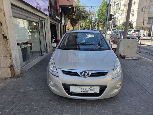 מודעת רכב יונדאי i20