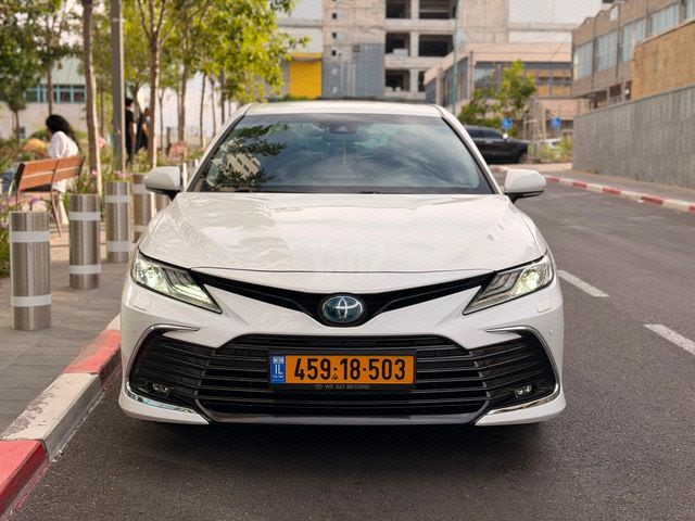 מודעת רכב טויוטה קאמרי