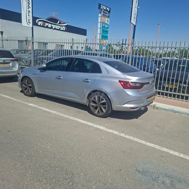 מודעת רכב רנו מגאן