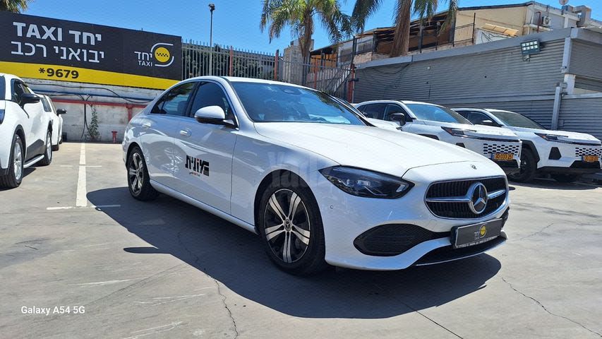מודעת רכב מרצדס-בנץ C-class