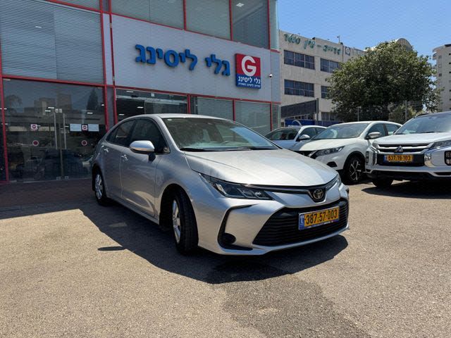 מודעת רכב טויוטה קורולה