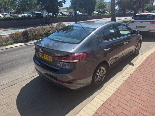 מודעת רכב יונדאי אלנטרה 2