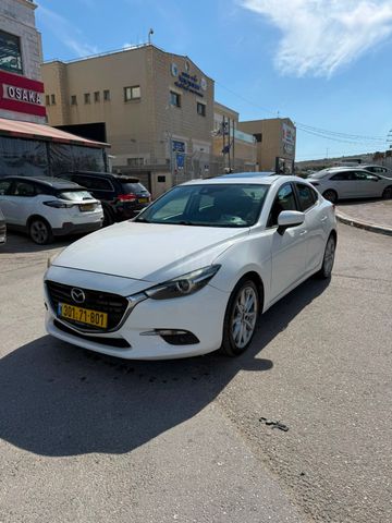 מודעת רכב מאזדה 3