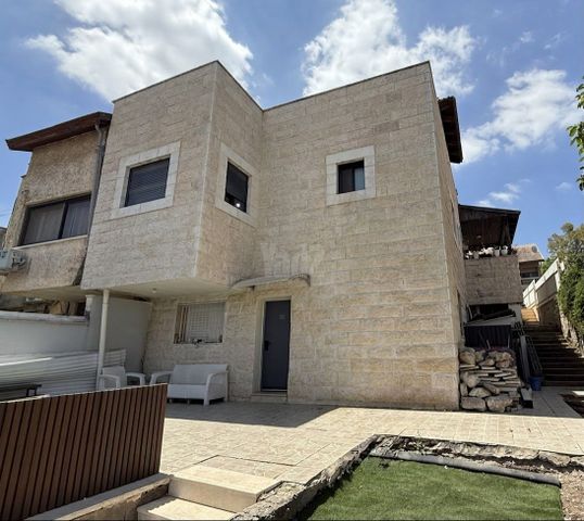 ז'בוטינסקי 27
