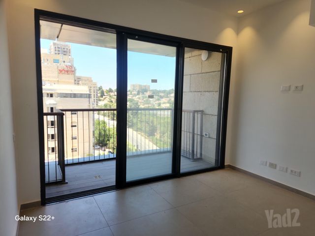 תמונה 7 של דירת 2 חדרים להשכרה בירושלים