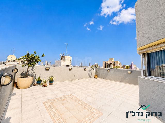 גג/ פנטהאוז, בן גוריון, חולון