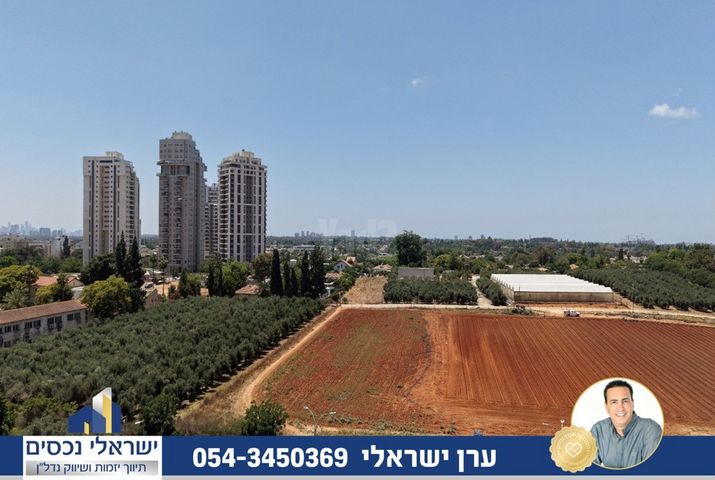 שדרות הנשיאים 42