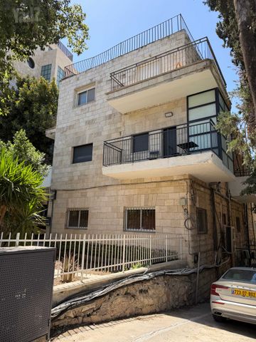 דירת גן למכירה בירושלים (תיווך) — 4