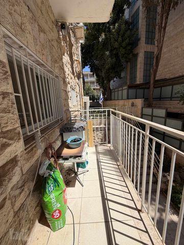 דירה למכירה בירושלים (תיווך) — 3