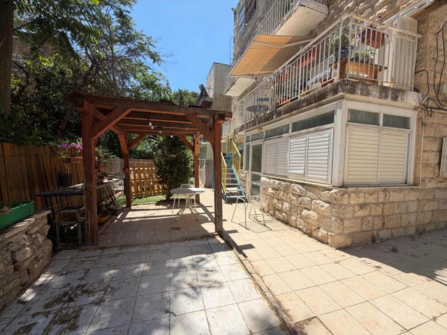 דירת גן למכירה בירושלים (תיווך) — 4